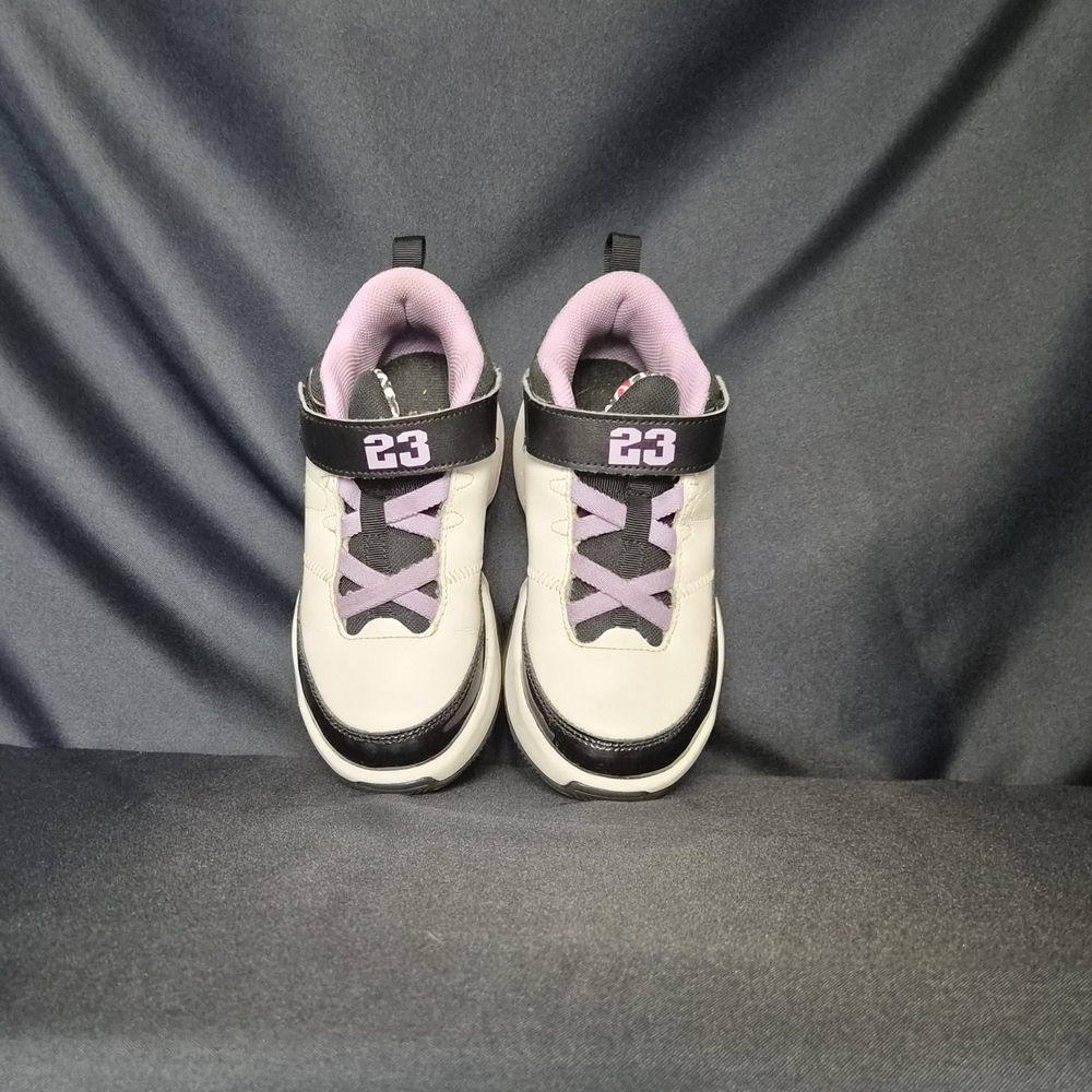 Nike Kids' Black and Lavender Sneakers